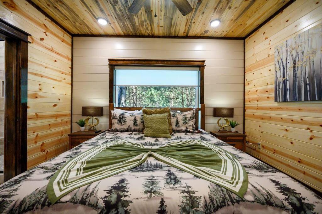 The Whiskey Trip! Family Getaway Villa Broken Bow Exteriör bild
